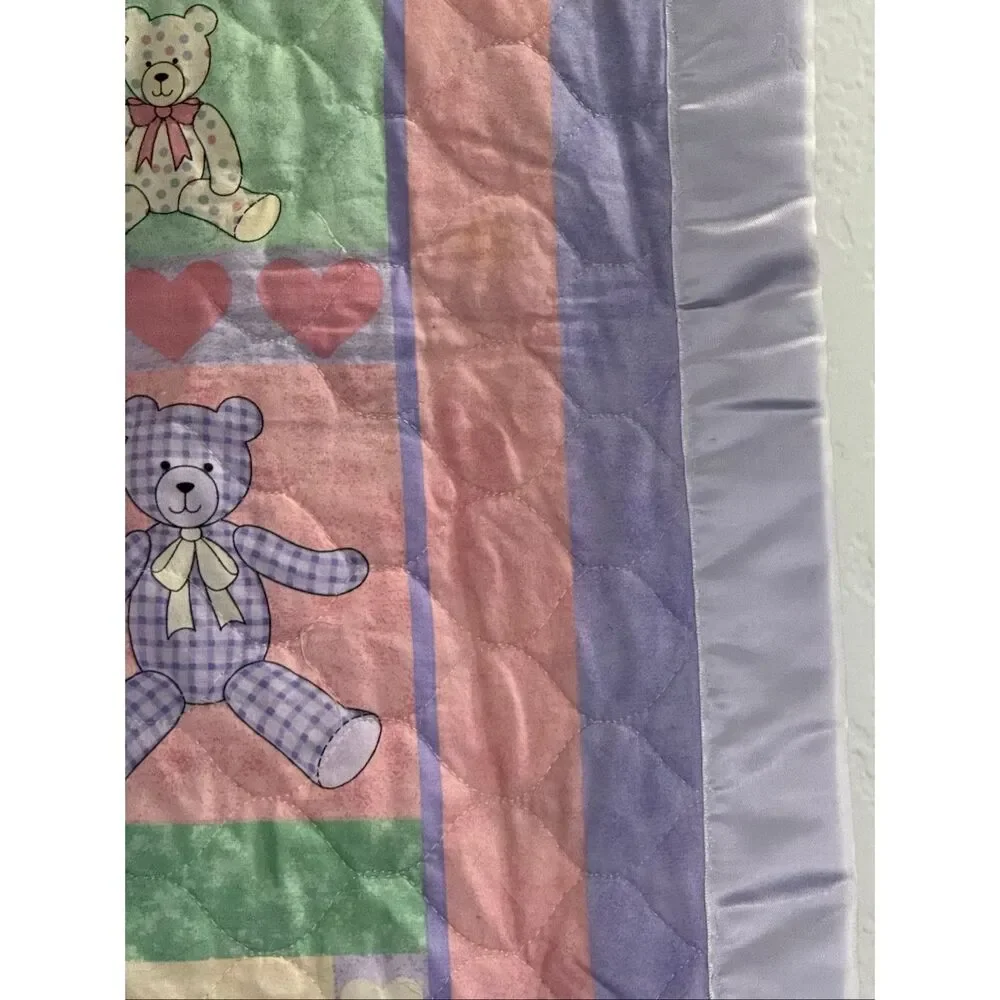 Teddy Bears Handmade Quilt Crib/Lap Hand Quilted 43 X 33 Teddy Bears satin edge